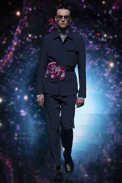 Look 22